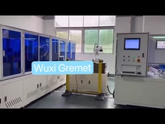 Automatische Produktion von Goldbarren mit Robotern